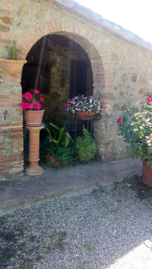 バーニ・ディ・ペトリオーロ Casa Guaitoliヴィラ エクステリア 写真